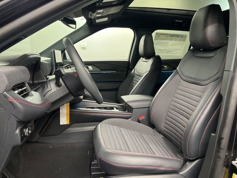 New 2026 Ford Explorer ST-Line w/ ST-Line Street Pack image 28