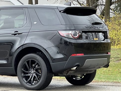 Used 2018 Land Rover Discovery Sport HSE image 10