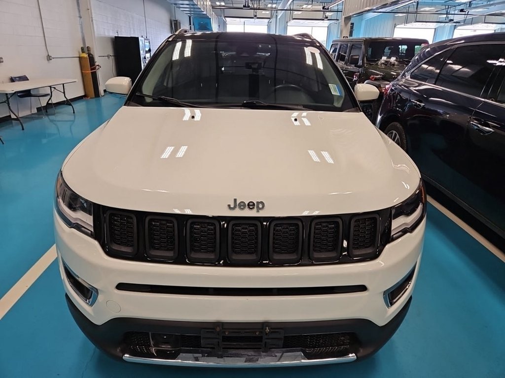 Used 2018 Jeep Compass Limited w/ Navigation Group AWD/4WD image 7
