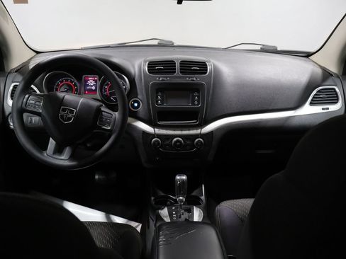 Used 2013 Dodge Journey SXT FWD image 17