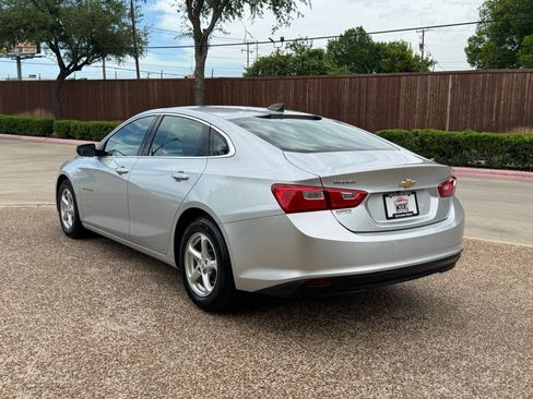 Used 2018 Chevrolet Malibu LS FWD image 10