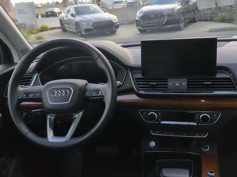 Used 2023 Audi Q5 2.0T Premium Plus w/ Premium Plus Package image 9