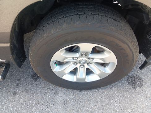 Used 2024 RAM 1500 Laramie image 7