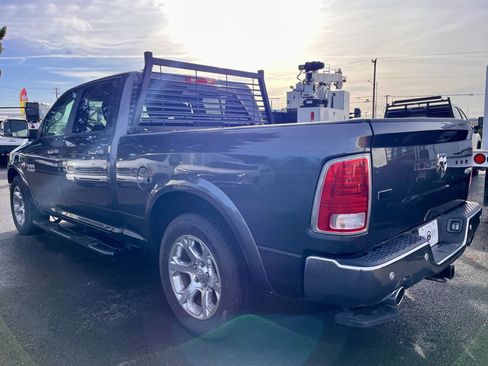 Used 2017 RAM 1500 Laramie w/ Convenience Group image 7