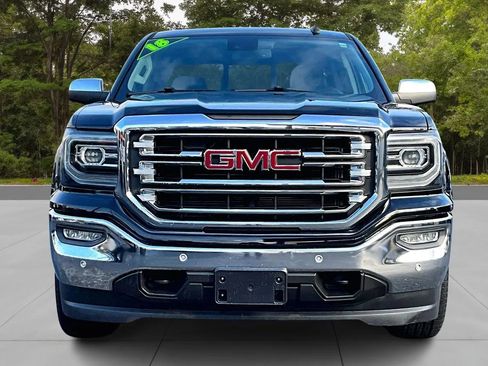 Used 2018 GMC Sierra 1500 SLT image 3