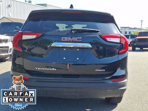 Used 2024 GMC Terrain SLE AWD/4WD image 5