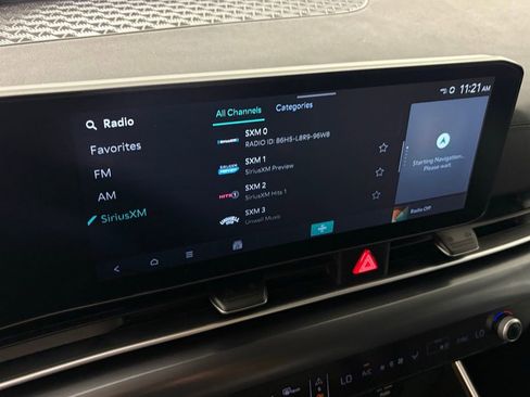 Used 2025 Kia Carnival FWD image 26