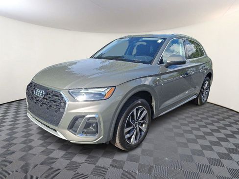 Used 2025 Audi Q5 2.0T Premium image 3