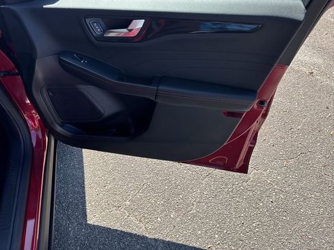 New 2025 Ford Escape ST-Line w/ Tech Pack #1 image 14
