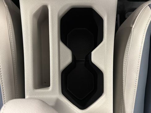 New 2026 Volkswagen Jetta SE FWD image 39