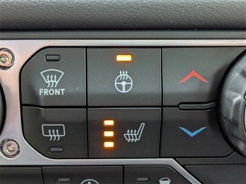 New 2025 Jeep Gladiator Sport image 22