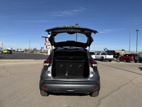 Used 2023 Nissan Kicks SR w/ SR Premium Package image 33