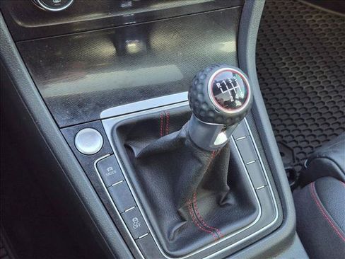 Used 2016 Volkswagen GTI Autobahn FWD image 12
