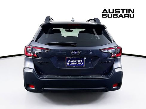 Used 2025 Subaru Outback Onyx Edition image 6