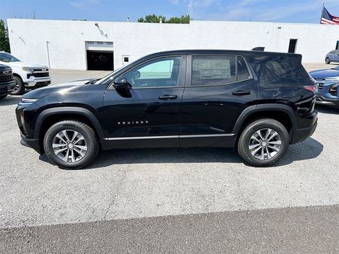 New 2027 Chevrolet Equinox LT w/ Convenience Package II AWD/4WD image 2