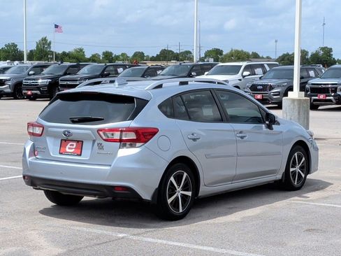 Used 2019 Subaru Impreza 2.0i Premium image 8