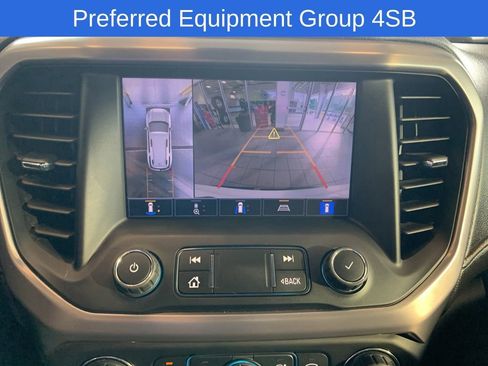 Used 2021 GMC Acadia AT4 w/ Technology Package AWD/4WD image 8