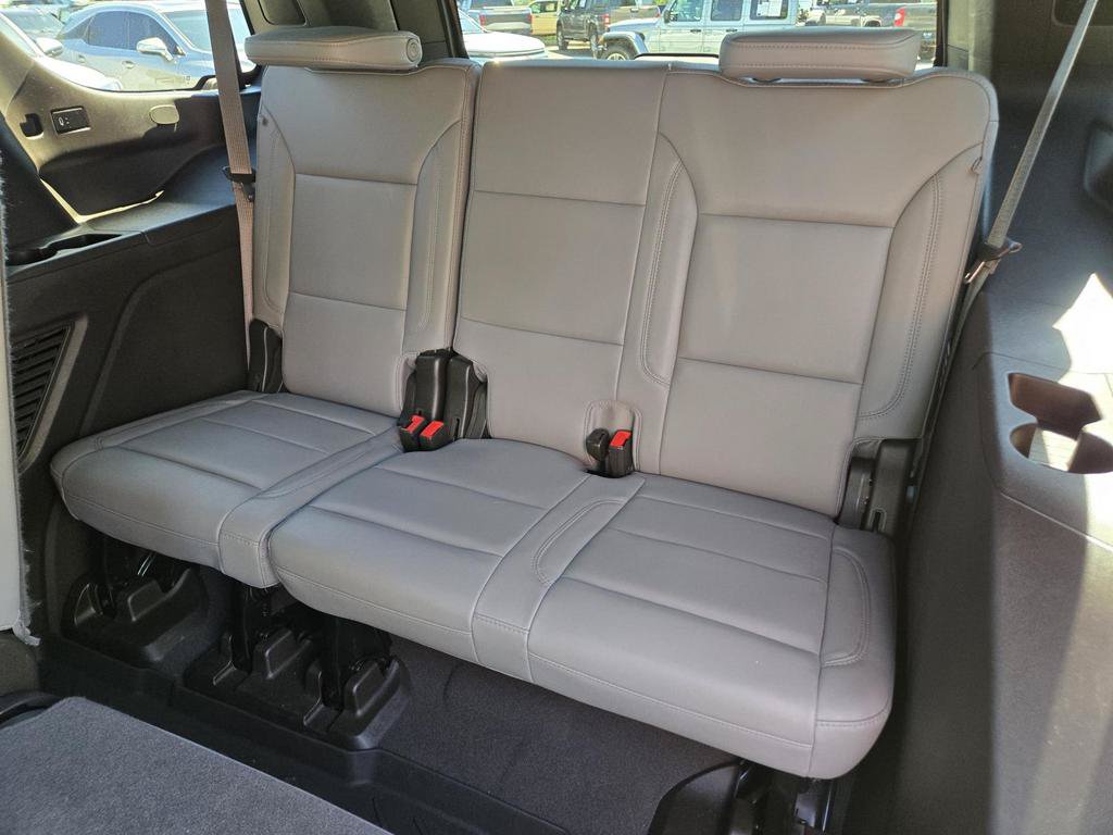 Used 2023 Chevrolet Tahoe LT RWD image 17