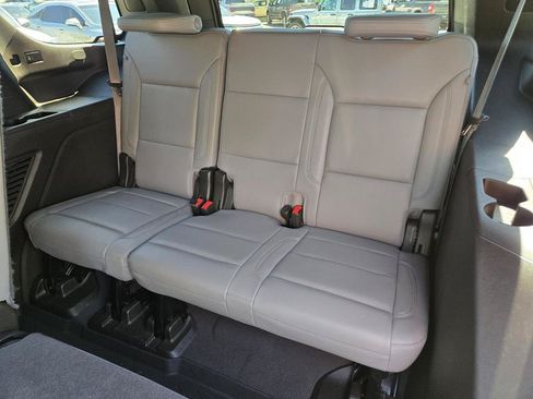 Used 2023 Chevrolet Tahoe LT RWD image 17