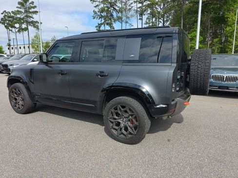 Used 2023 Land Rover Defender 110 X image 12