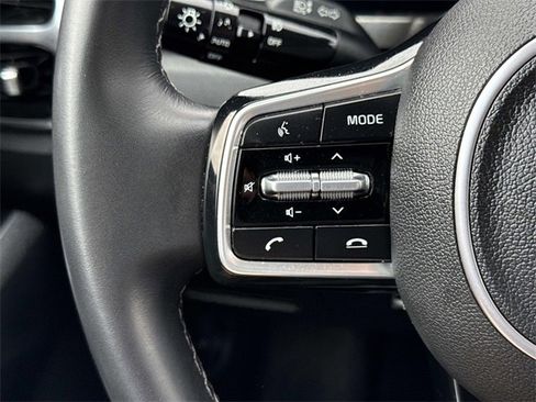 Used 2023 Kia Sorento SX image 25