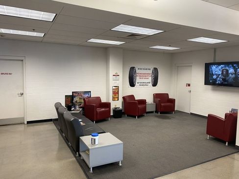 Used 2021 Toyota Tacoma TRD Off-Road w/ TRD Premium Off Road Package image 37