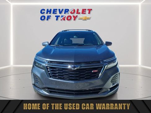 Used 2022 Chevrolet Equinox RS w/ LPO, Floor Liner Package FWD image 2