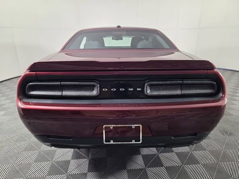 Certified 2018 Dodge Challenger R/T image 6