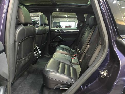 Used 2017 Porsche Cayenne image 26