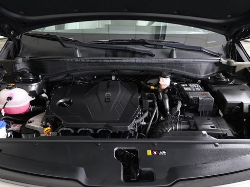 Used 2024 Kia Sportage EX FWD image 19