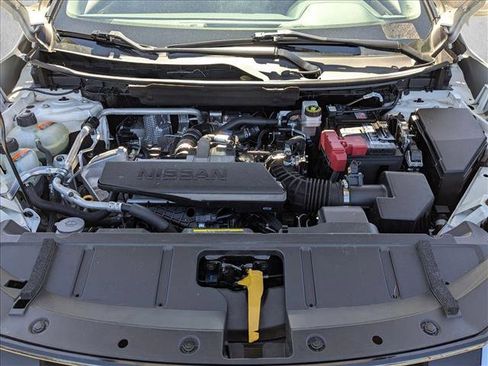 Used 2024 Nissan Rogue S image 21