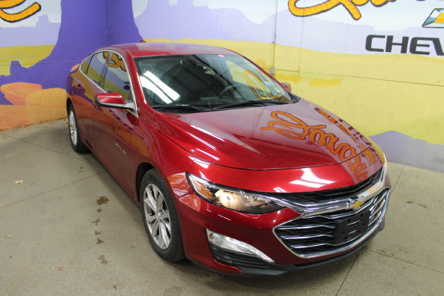 Used 2023 Chevrolet Malibu LT FWD image 2