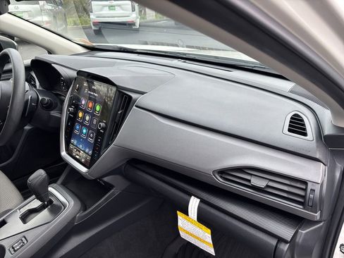 Used 2024 Subaru Crosstrek 2.0i Premium image 27