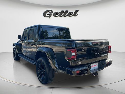 Used 2021 Jeep Gladiator Overland AWD/4WD image 6