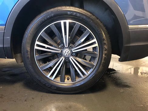 Used 2019 Volkswagen Tiguan SEL R-Line AWD/4WD image 31