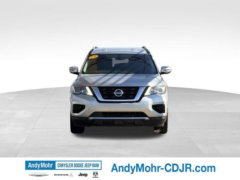 Used 2020 Nissan Pathfinder S FWD image 2