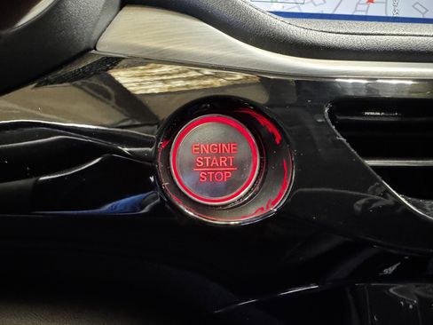 Certified 2023 Acura MDX w/Technology Package image 27