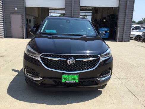 Used 2021 Buick Enclave Avenir w/ Avenir Technology Package AWD/4WD image 3