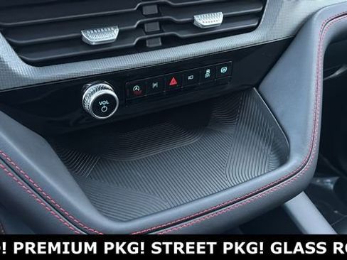 New 2026 Ford Explorer ST-Line w/ ST-Line Street Pack image 17