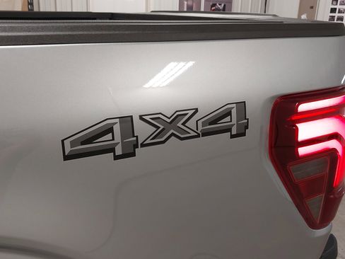 Used 2024 Ford F150 Lariat image 33