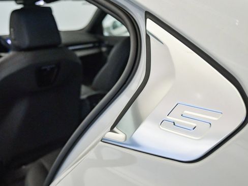 Used 2025 BMW 530i image 21