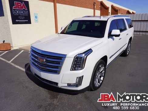 Used 2020 Cadillac Escalade ESV Platinum image 22