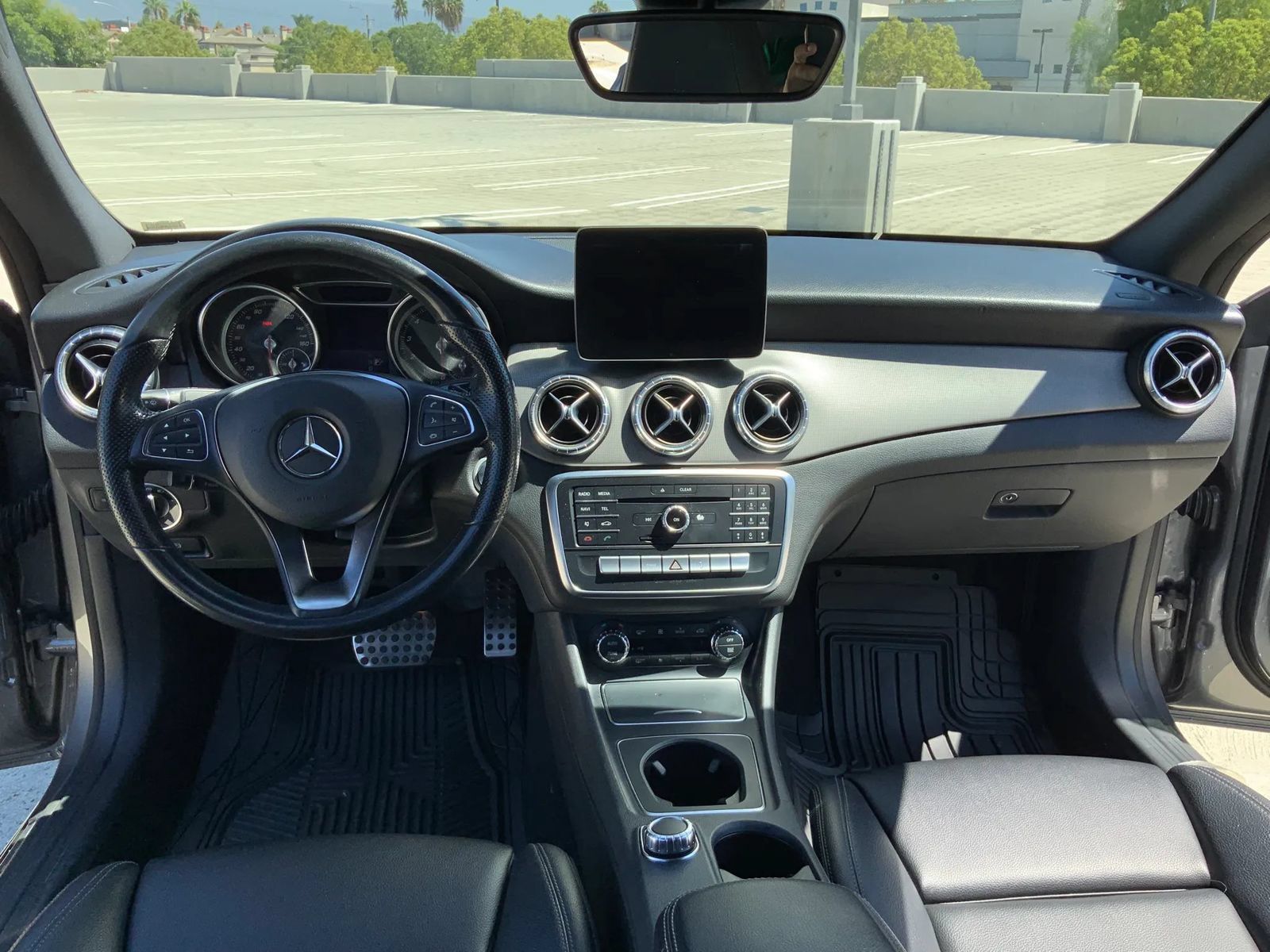 Used 2019 Mercedes-Benz CLA 250 image 31