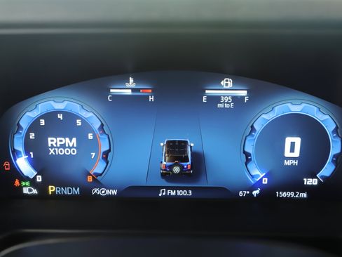 Used 2025 Ford Bronco Outer Banks image 16