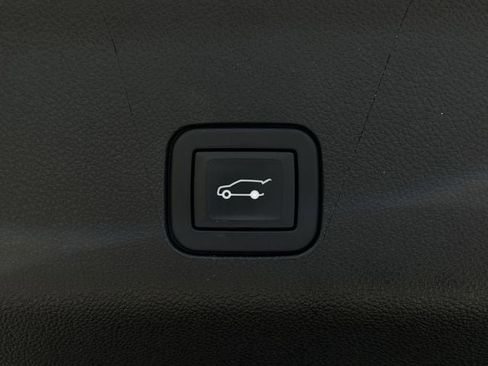 Used 2021 Chevrolet Tahoe High Country w/ Premium Package 2 RWD image 35