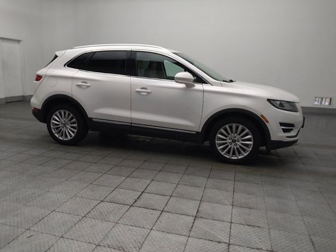 Used 2019 Lincoln MKC Premiere FWD image 11