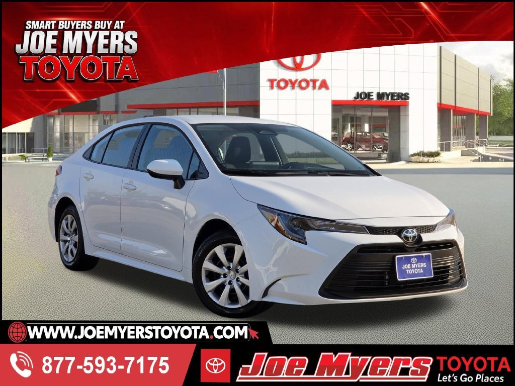 Used 2026 Toyota Corolla LE FWD image 1