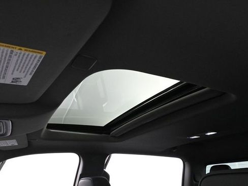 Used 2024 GMC Sierra 2500 Denali w/ Denali Reserve Package image 32