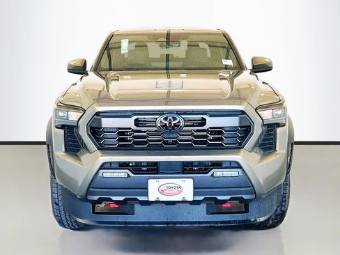 New 2026 Toyota Tacoma TRD Off-Road AWD/4WD image 2