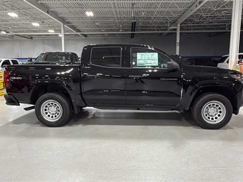 New 2026 Chevrolet Colorado W/T w/ WT Convenience Package II image 4